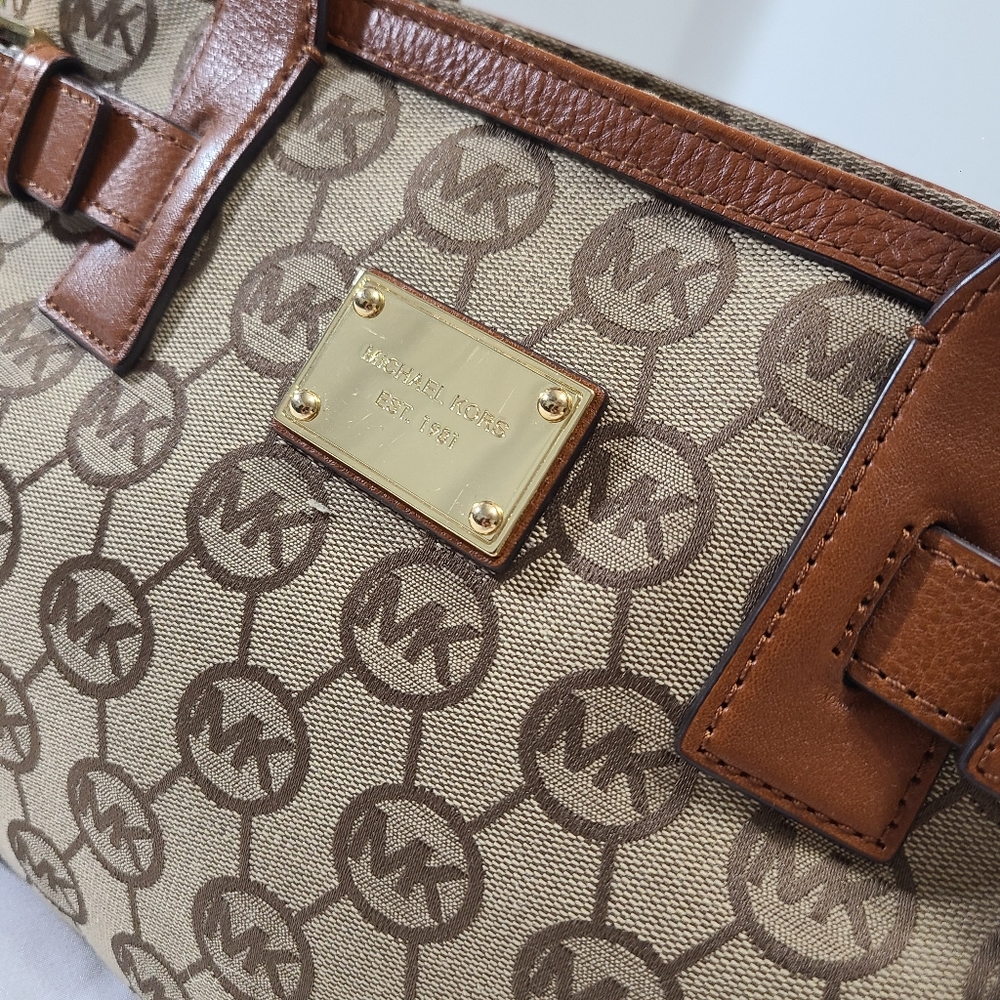 Michael Kors Canvas Monogram with‎ Leather Trim Tote - Picture 2 of 10